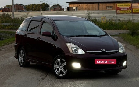Toyota Wish II, 2006 год, 650 000 рублей, 2 фотография