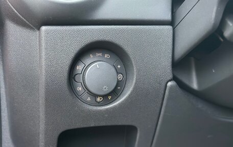 Opel Corsa D рестайлинг _i, 2007 год, 299 000 рублей, 13 фотография