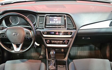 Hyundai Sonata VII, 2018 год, 1 695 000 рублей, 9 фотография