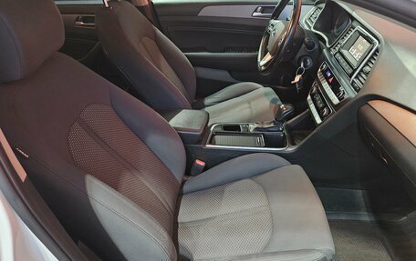 Hyundai Sonata VII, 2018 год, 1 695 000 рублей, 12 фотография