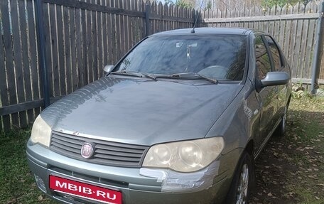 Fiat Albea I рестайлинг, 2009 год, 180 000 рублей, 2 фотография