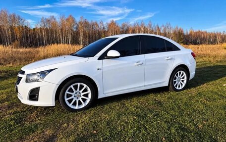 Chevrolet Cruze II, 2013 год, 595 000 рублей, 3 фотография