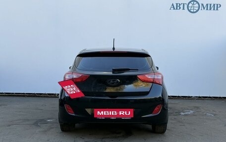 Hyundai i30 II рестайлинг, 2013 год, 950 000 рублей, 6 фотография