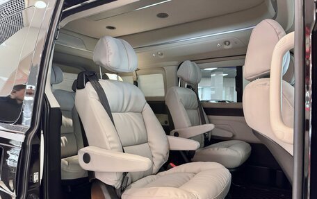 Hyundai Grand Starex Grand Starex I рестайлинг 2, 2018 год, 3 830 000 рублей, 13 фотография