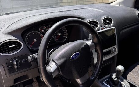 Ford Focus II рестайлинг, 2006 год, 490 000 рублей, 11 фотография