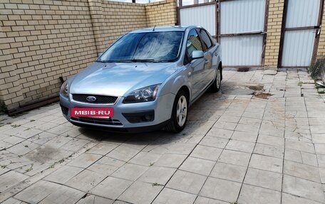 Ford Focus II рестайлинг, 2006 год, 490 000 рублей, 3 фотография