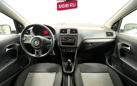 Volkswagen Polo VI (EU Market), 2013 год, 655 000 рублей, 14 фотография