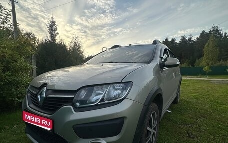 Renault Sandero II рестайлинг, 2018 год, 1 038 000 рублей, 2 фотография