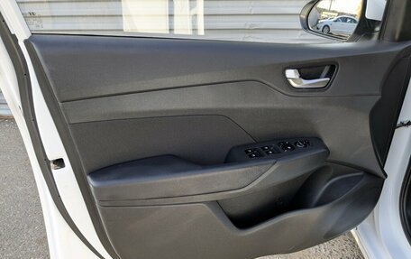 Hyundai Solaris II рестайлинг, 2022 год, 1 550 000 рублей, 5 фотография