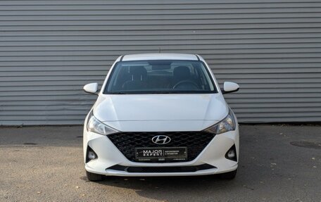 Hyundai Solaris II рестайлинг, 2022 год, 1 550 000 рублей, 21 фотография