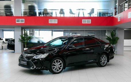 Toyota Camry, 2016 год, 2 090 000 рублей, 1 фотография
