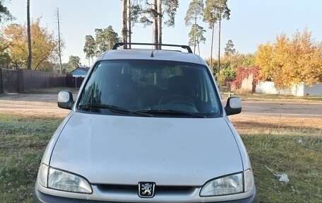 Peugeot Partner II рестайлинг 2, 2001 год, 310 000 рублей, 1 фотография