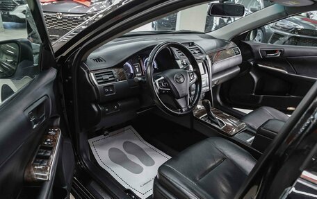 Toyota Camry, 2016 год, 2 090 000 рублей, 7 фотография