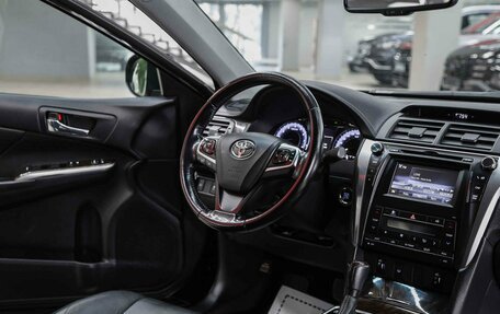 Toyota Camry, 2016 год, 2 090 000 рублей, 9 фотография