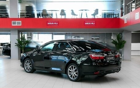 Toyota Camry, 2016 год, 2 090 000 рублей, 4 фотография