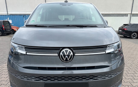 Volkswagen Multivan, 2022 год, 5 290 000 рублей, 2 фотография