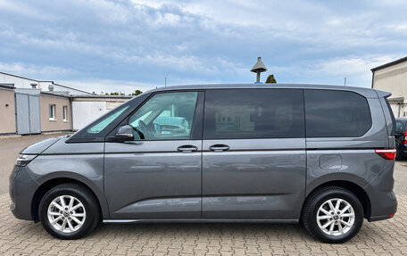 Volkswagen Multivan, 2022 год, 5 290 000 рублей, 3 фотография