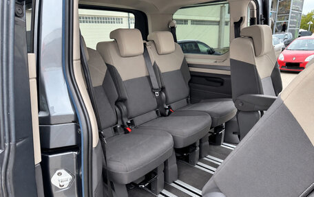 Volkswagen Multivan, 2022 год, 5 290 000 рублей, 16 фотография
