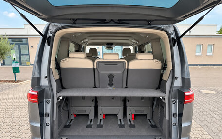 Volkswagen Multivan, 2022 год, 5 290 000 рублей, 18 фотография