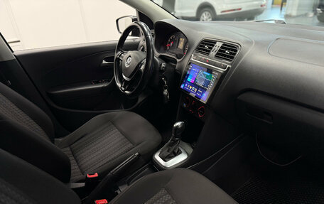 Volkswagen Polo VI (EU Market), 2017 год, 999 900 рублей, 14 фотография