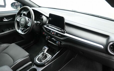 KIA Cerato IV, 2021 год, 2 399 900 рублей, 12 фотография
