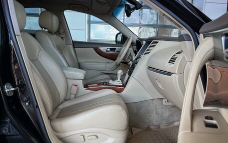 Infiniti QX70, 2016 год, 2 130 000 рублей, 17 фотография