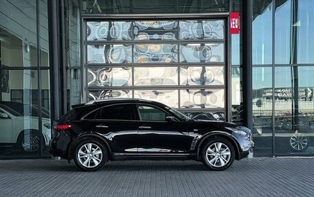 Infiniti QX70, 2016 год, 2 130 000 рублей, 8 фотография