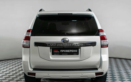 Toyota Land Cruiser Prado 150 рестайлинг, 2014 год, 3 740 000 рублей, 6 фотография