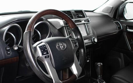 Toyota Land Cruiser Prado 150 рестайлинг, 2014 год, 3 740 000 рублей, 10 фотография