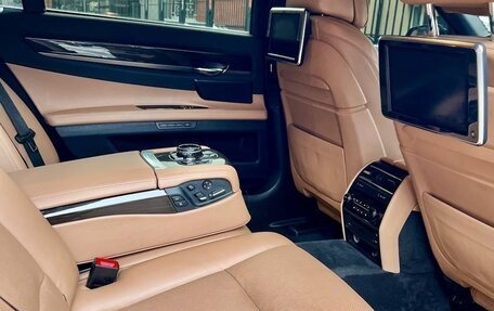 BMW 7 серия, 2013 год, 1 199 000 рублей, 2 фотография