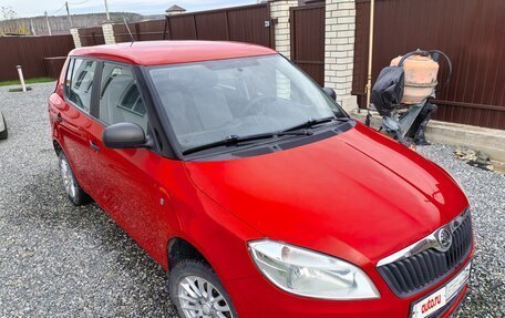 Skoda Fabia II, 2013 год, 408 000 рублей, 2 фотография