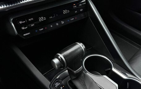 KIA K5, 2020 год, 2 250 000 рублей, 17 фотография