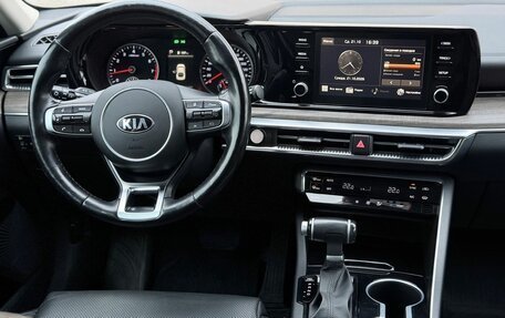 KIA K5, 2020 год, 2 250 000 рублей, 12 фотография