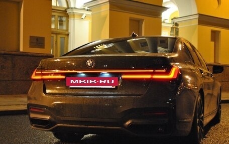 BMW 7 серия, 2021 год, 6 400 000 рублей, 3 фотография