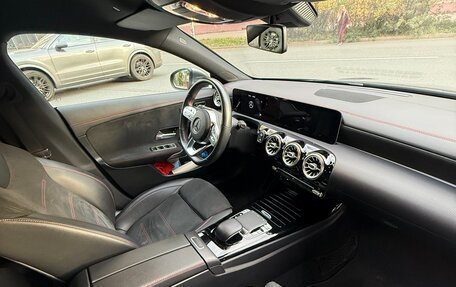 Mercedes-Benz CLA, 2019 год, 2 180 000 рублей, 7 фотография