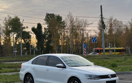 Volkswagen Jetta VII, 2013 год, 1 050 000 рублей, 3 фотография