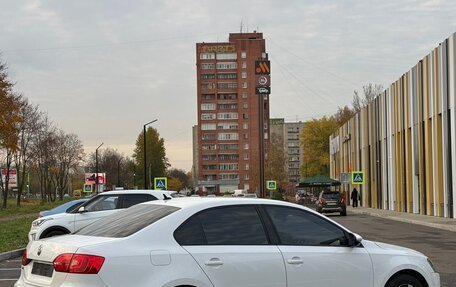 Volkswagen Jetta VII, 2013 год, 1 050 000 рублей, 4 фотография