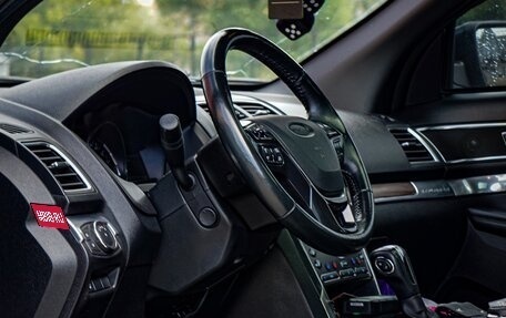 Ford Explorer V рестайлинг, 2019 год, 3 150 000 рублей, 15 фотография