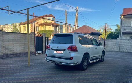 Toyota Land Cruiser 200, 2015 год, 4 200 000 рублей, 5 фотография