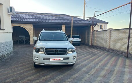 Toyota Land Cruiser 200, 2015 год, 4 200 000 рублей, 4 фотография