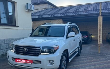 Toyota Land Cruiser 200, 2015 год, 4 200 000 рублей, 6 фотография