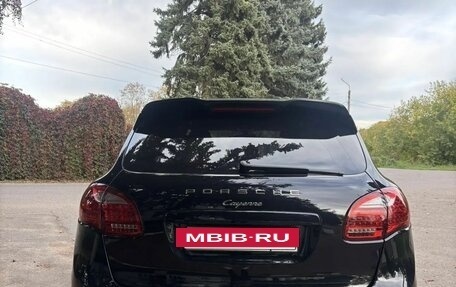 Porsche Cayenne III, 2012 год, 2 100 000 рублей, 2 фотография