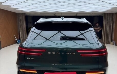 Genesis GV70, 2023 год, 3 400 000 рублей, 7 фотография