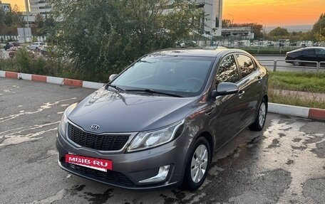 KIA Rio III рестайлинг, 2012 год, 880 000 рублей, 2 фотография
