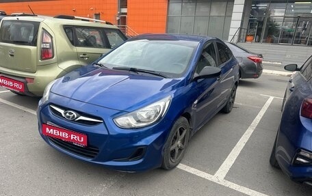 Hyundai Solaris II рестайлинг, 2011 год, 569 000 рублей, 8 фотография
