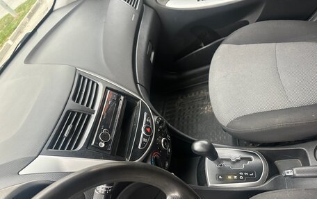 Hyundai Solaris II рестайлинг, 2011 год, 569 000 рублей, 10 фотография