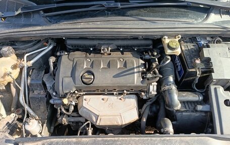 Peugeot 308 II, 2011 год, 290 000 рублей, 14 фотография