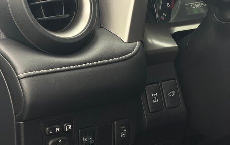 Toyota RAV4, 2016 год, 1 999 999 рублей, 16 фотография