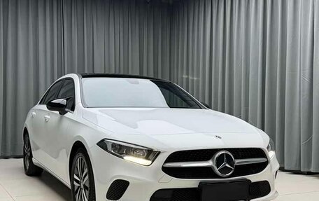 Mercedes-Benz A-Класс, 2022 год, 1 490 000 рублей, 1 фотография