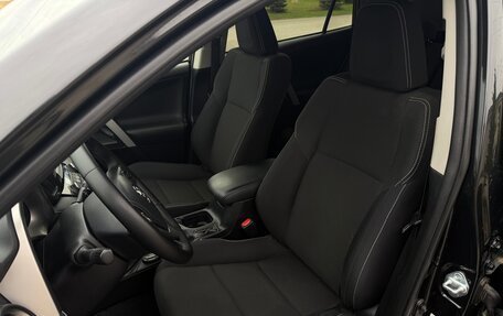 Toyota RAV4, 2016 год, 1 999 999 рублей, 23 фотография